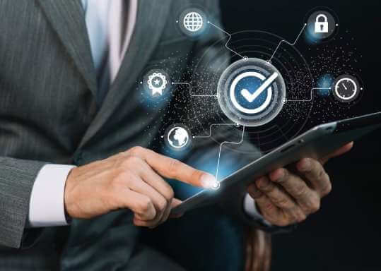 Políticas rigorosas de KYC e AML